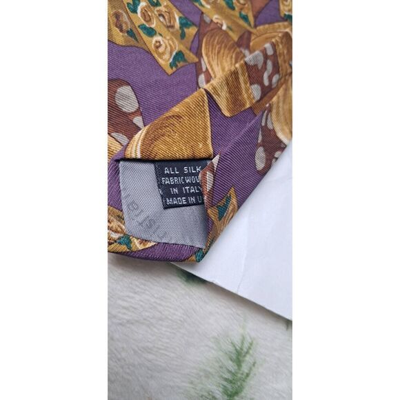 Christian Dior Pure Silk-Woven in Italy "Hats" Designer Tie L=58'  W=3.75' - Picture 4 of 4